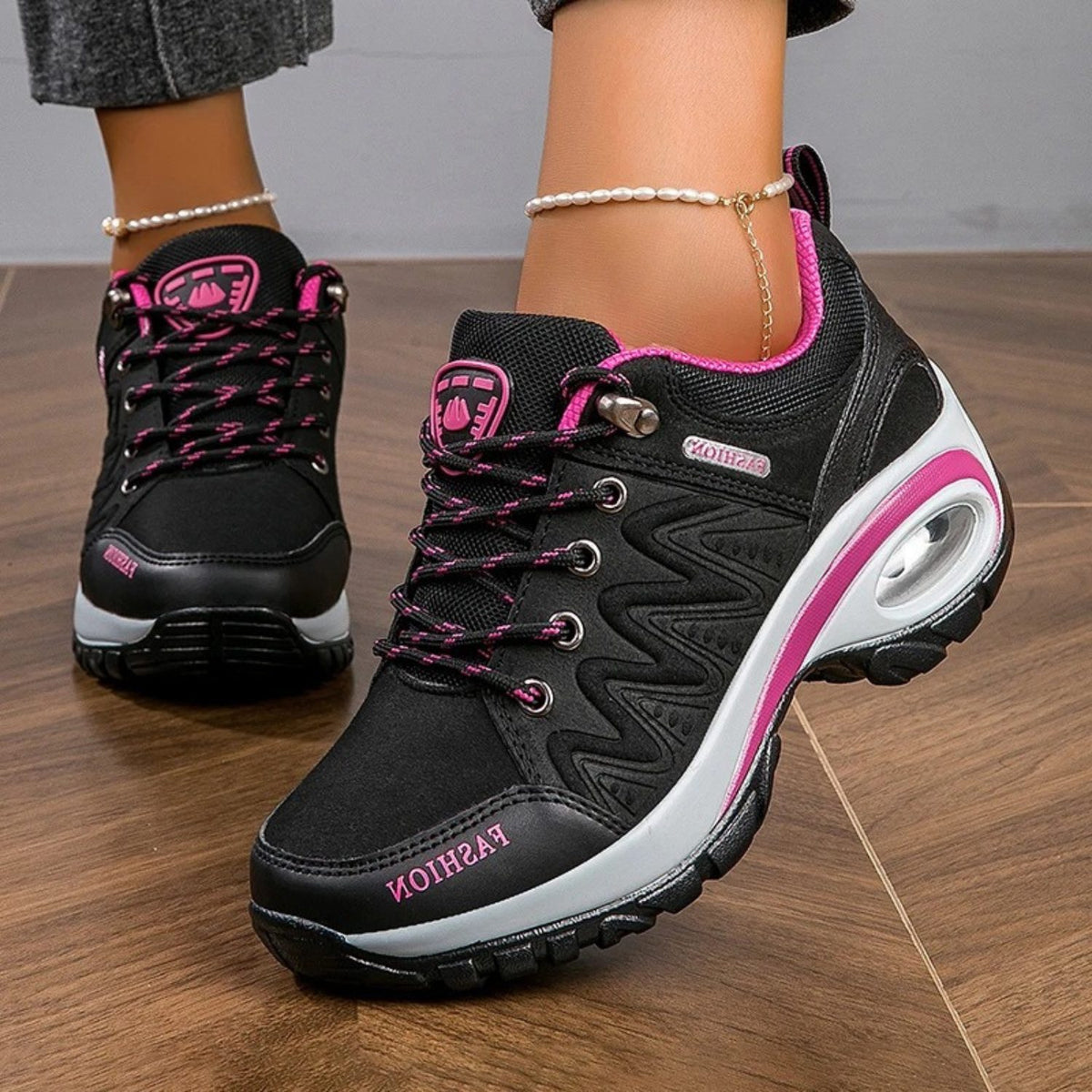 Baskets à Lacets avec Talon Bloc pour Femme - Noir