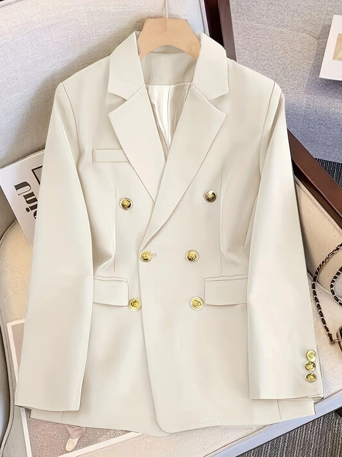 Blazer Slim Fit à Boutons Dorés pour Femme - Beige