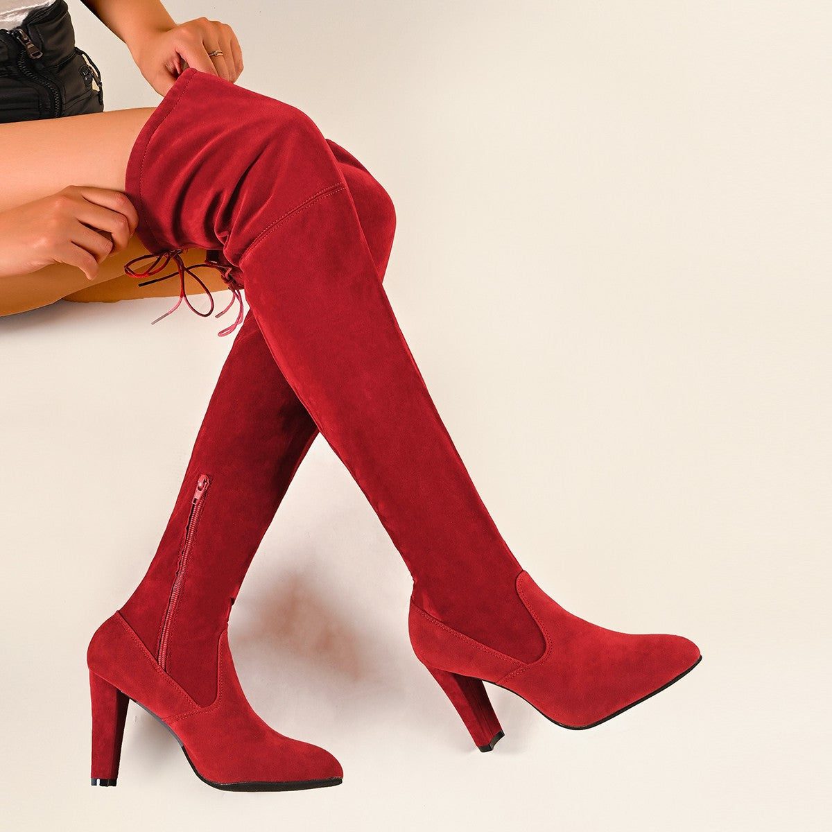 Bottes Suédine Lacées Cuisse Haute pour Femme