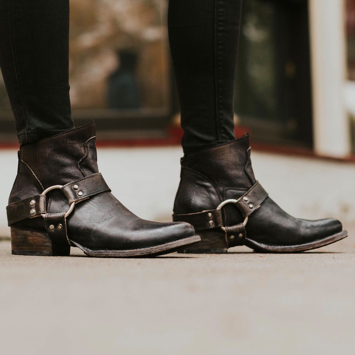 Bottines à Lacets Bout Rond pour Femme - Cuir Noir