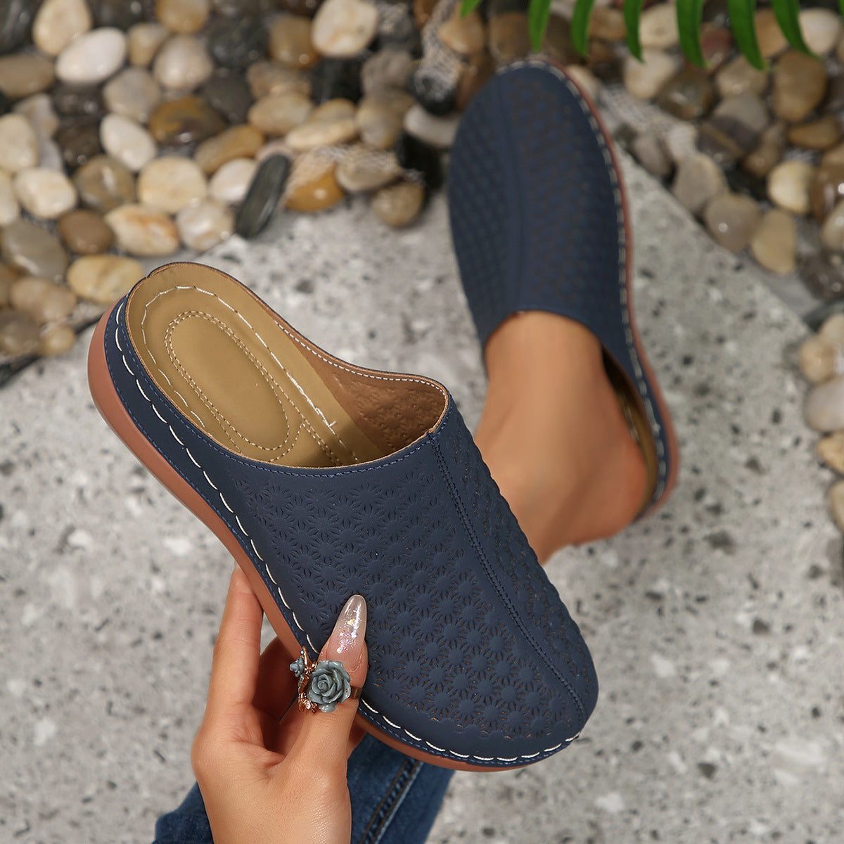 Mules Perforées à Talon Bloc pour Femme - Bleu marine