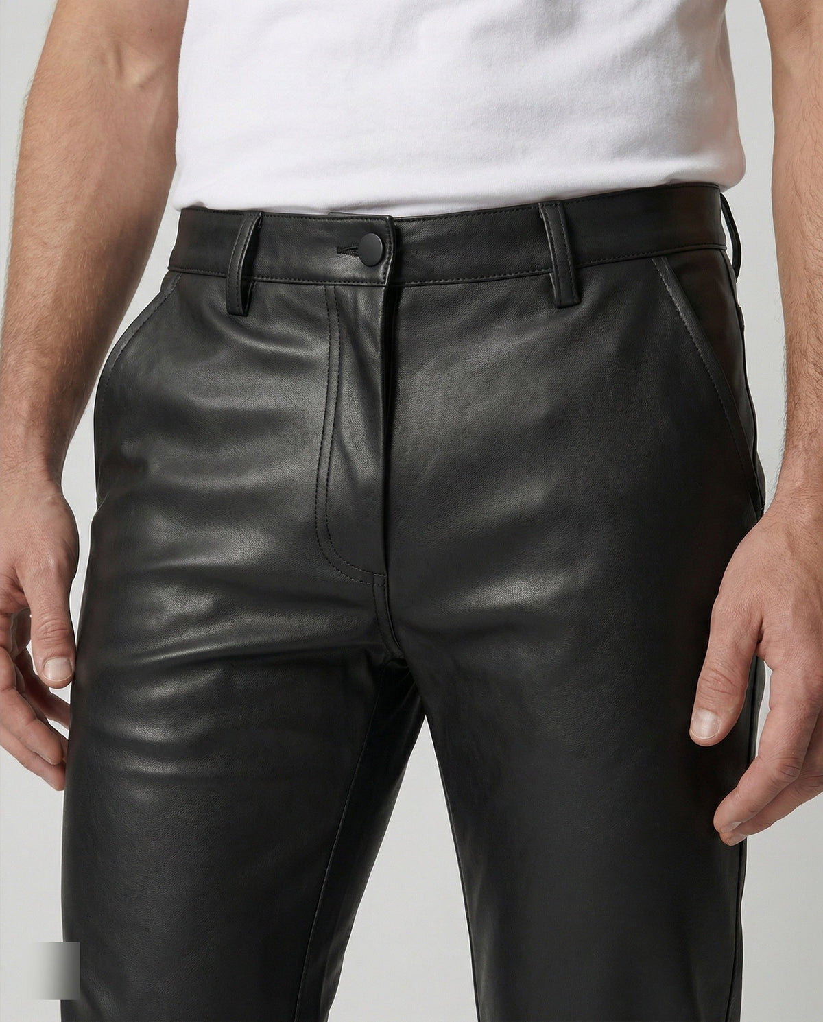 Pantalon Slim Fit en Cuir Synthétique pour Homme - View 4