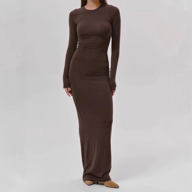 Robe Longue à Manches Longues avec Coupe Ajustée pour Femme