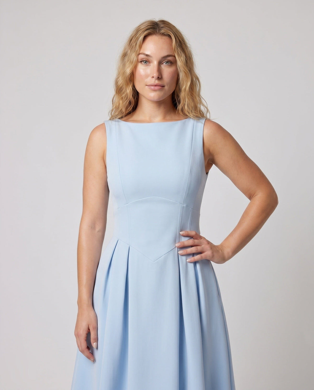 Robe Midi Évasée sans Manches pour Femme - View 2