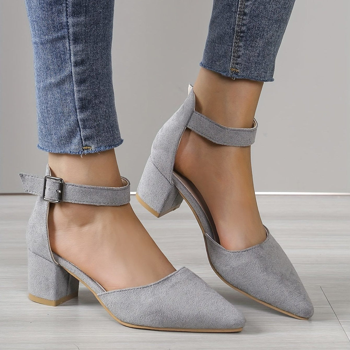 Sandales à Lacets avec Talon Bloc Ajourées pour Femme - View 8