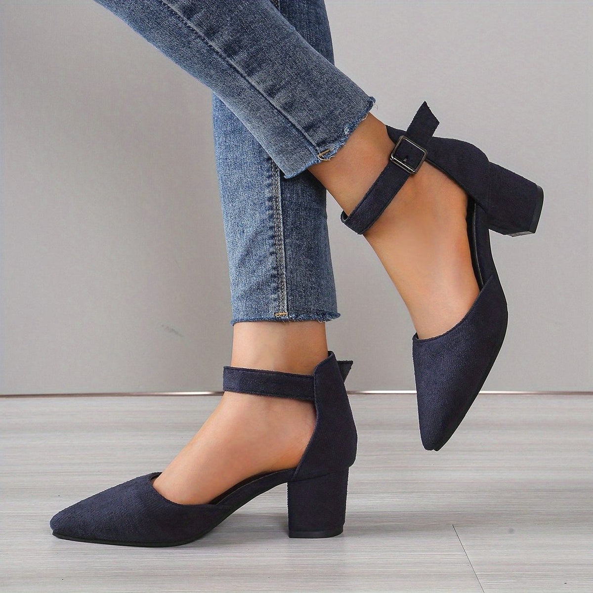 Sandales à Lacets avec Talon Bloc Ajourées pour Femme - View 11