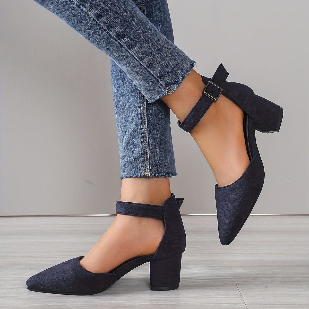 Sandales à Lacets avec Talon Bloc Ajourées pour Femme