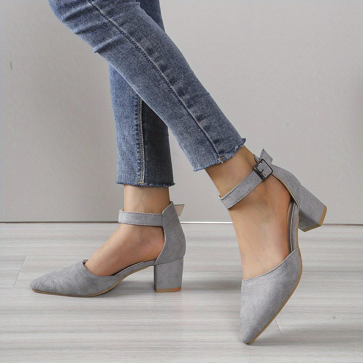 Sandales à Lacets avec Talon Bloc Ajourées pour Femme - View 3