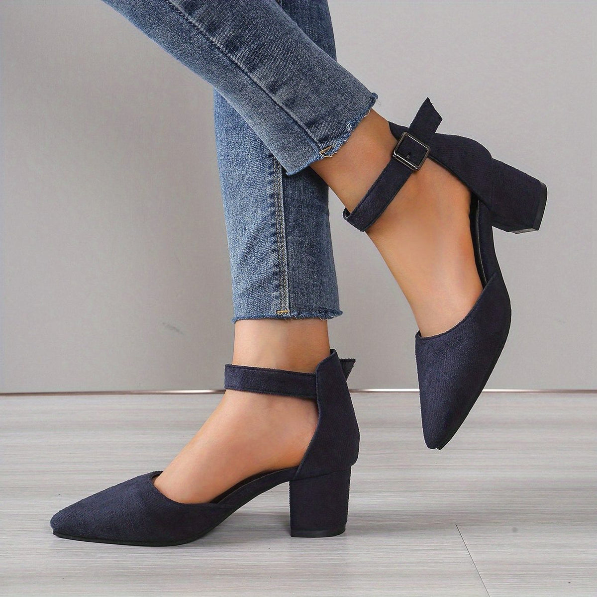 Sandales à Lacets avec Talon Bloc Ajourées pour Femme - View 5