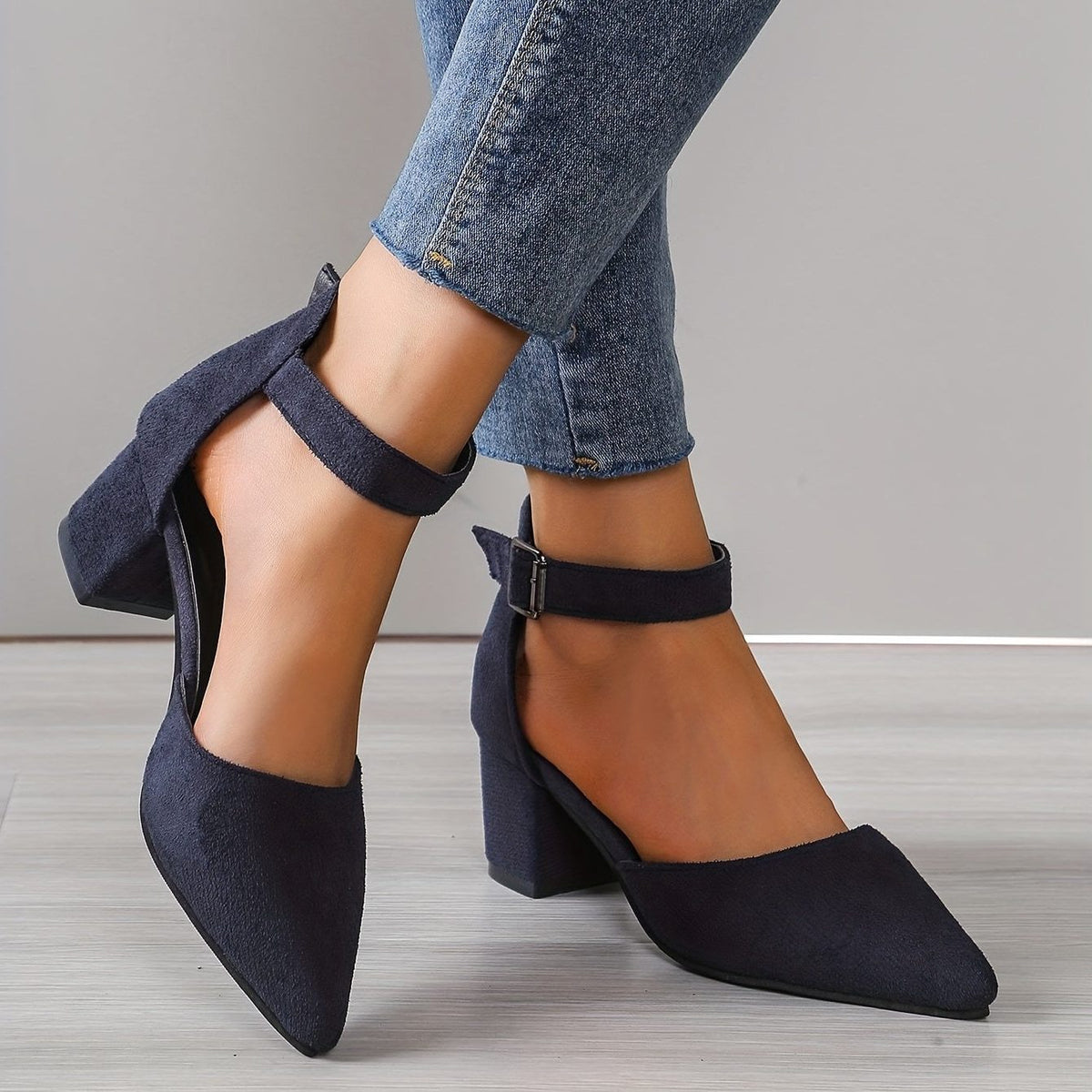 Sandales à Lacets avec Talon Bloc Ajourées pour Femme - View 6